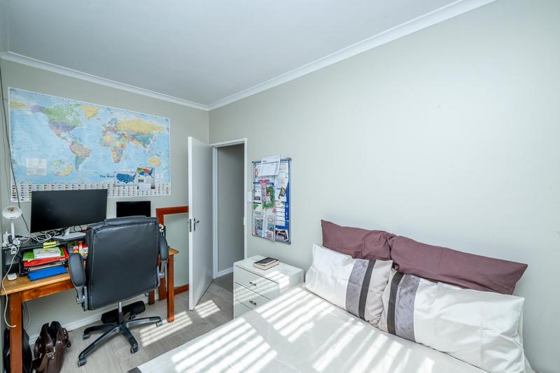 4 Bedroom Property for Sale in Viking Village Western Cape